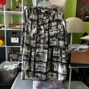 Avenue 26/28 Black, White and Gray Blouse with Black Tank